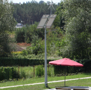 Lampa hybrydowa solarno-wiatrowa LED 60W / panele 2x275W / turbina 400 / 6m / 2x150Ah